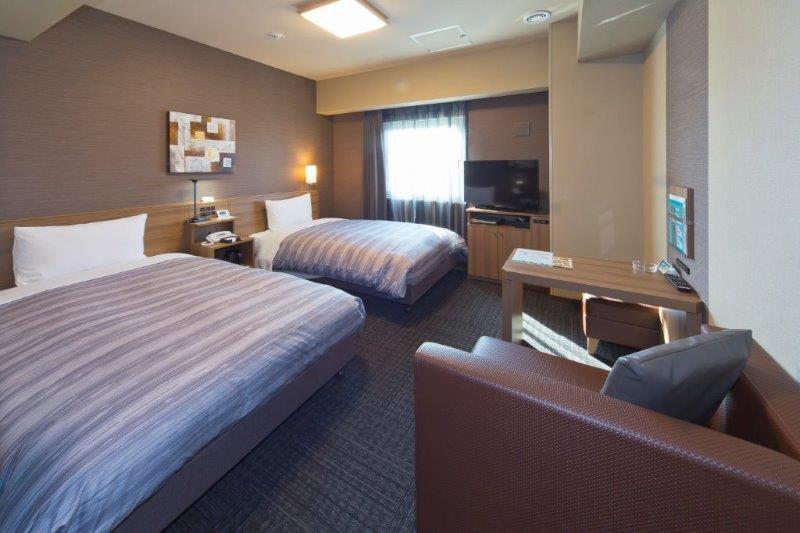Hotel Route-Inn Yamaguchi Yuda Onsen מראה חיצוני תמונה